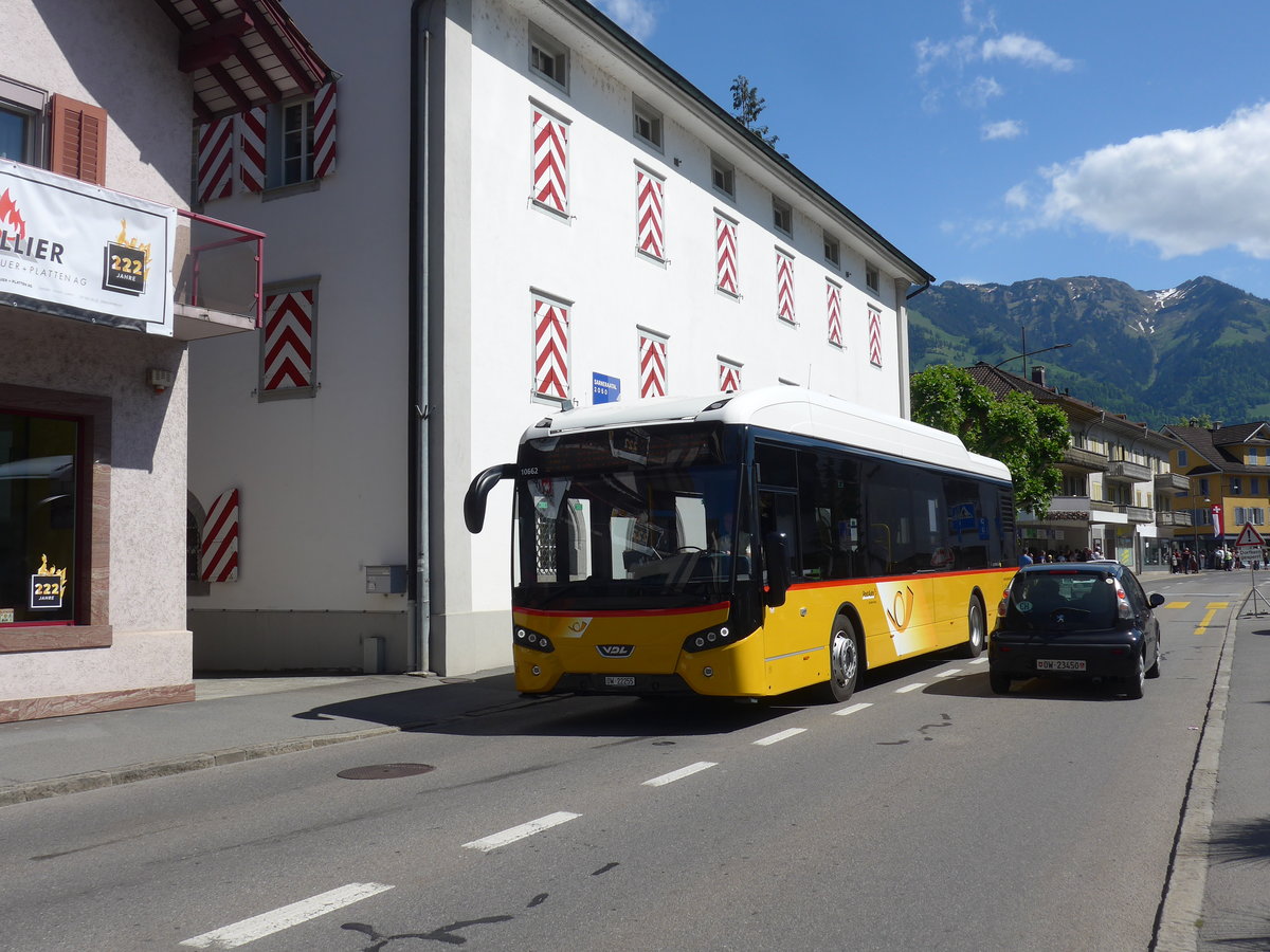(206'039) - PostAuto Zentralschweiz - OW 22'255 - VDL am 8. Juni 2019 in Sarnen, Br�nigstrasse