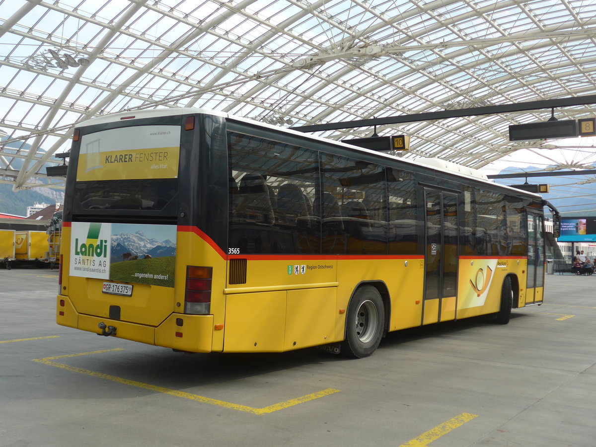 (206'197) - PostAuto Graub�nden - GR 176'375 - Volvo (ex PostAuto Ostschweiz; ex Casutt, Gossau; ex PostAuto Ostschweiz) am 9. Juni 2019 in Chur, Postautostation