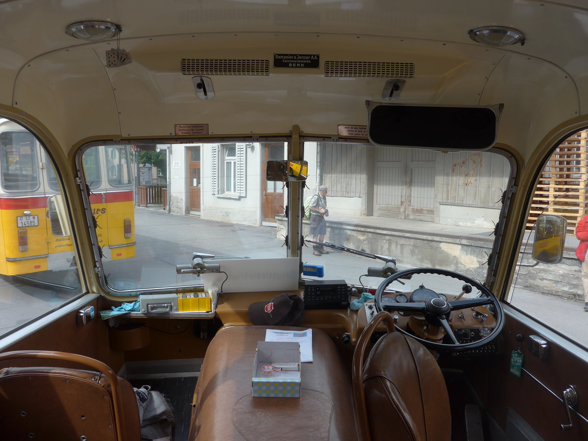 (206'291) - Nostalgieclub, Filzbach - SG 252'661 - FBW/R&J (ex Steiner, Kaltbrunn; ex Gr�nenfelder, Walenstadt) am 15. Juni 2019 in Elm, Station (Innenaufnahme)