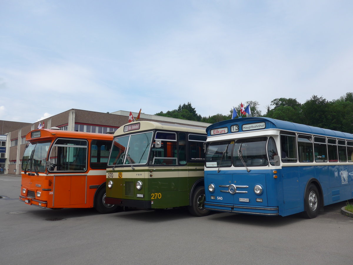(206'615) - ZVB Zug (RWB) - Nr. 35/ZH 797'215 - FBW/Hess + SVB Bern (Bernmobil historique) - Nr. 270/BE 113'270 - FBW/SWS-Gangloff + VBZ Z�rich (TMZ) - Nr. 540/ZH 315'491 - Saurer/Saurer (ex Nr. 7540; ex Nr. 540) am 22. Juni 2019 in Emmenbr�cke, Debrunner Acifer (Teilaufnahme)