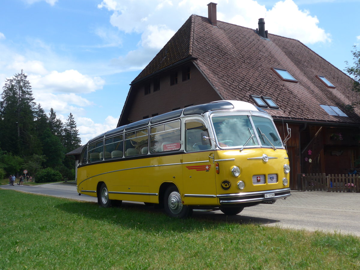 (207'502) - Zimmerli J., Oftringen - AG 57'298 - Berna/T�scher (ex Stutz, Oberlunkhofen; ex Leu, Schongau; ex Wicki, Bremgarten; ex P 22'054; ex P 20'704) am 7. Juli 2019 in Waldh�usern, Kurhaus