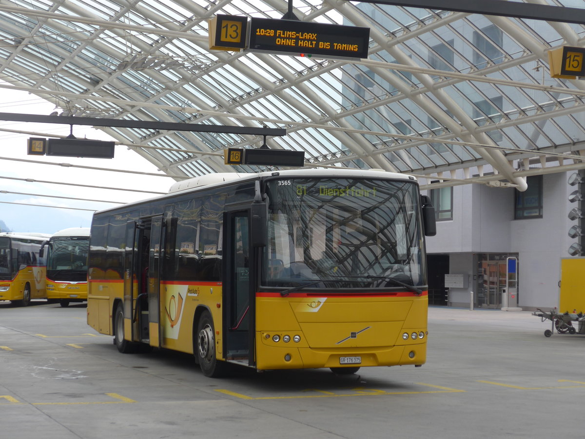 (208'026) - PostAuto Graub�nden - GR 176'375 - Volvo (ex PostAuto Ostschweiz; ex Casutt, Gossau; ex PostAuto Ostschweiz) am 21. Juli 2019 in Chur, Postautostation