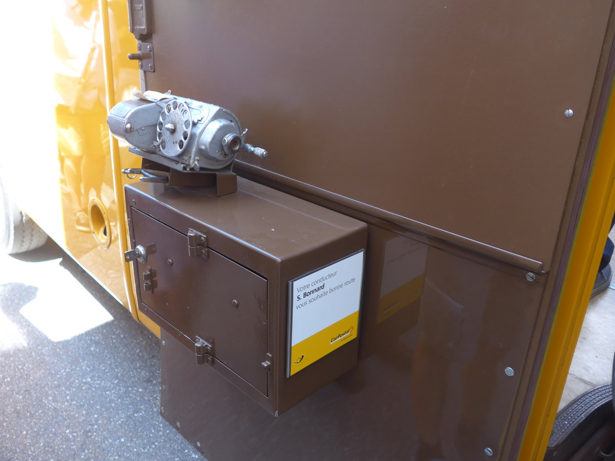 (208'349) - Bonnard, Ayer - VS 16'091 - Saurer/Hess (ex APN Gen�ve; ex Baumgartner, Grenchen; ex P 23'009; ex P 2031) am 3. August 2019 in Simplon Dorf, Post (Detailaufnahme)