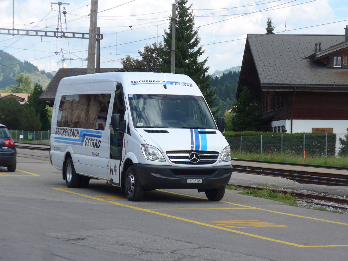(208'551) - Reichenbach, Gstaad - BE 552 - Mercedes am 5. August 2019 beim Bahnhof Sch�nried