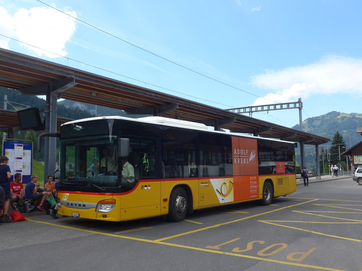 (208'555) - K�bli, Gstaad - BE 104'023 - Setra (ex Nr. 1) am 5. August 2019 beim Bahnhof Gstaad