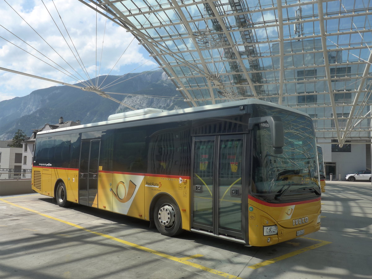 (208'703) - PostAuto Graub�nden - GR 170'431 - Iveco am 11. August 2019 in Chur, Postautostation