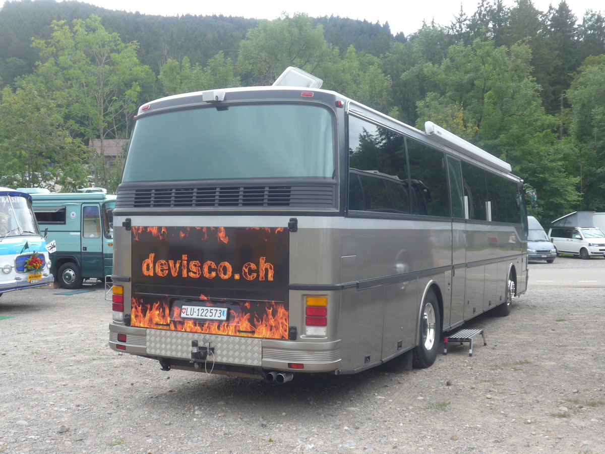 (208'811) - Walliser, Sempach - LU 122'573 - Setra am 17. August 2019 in Atzm�nnig, Schutt