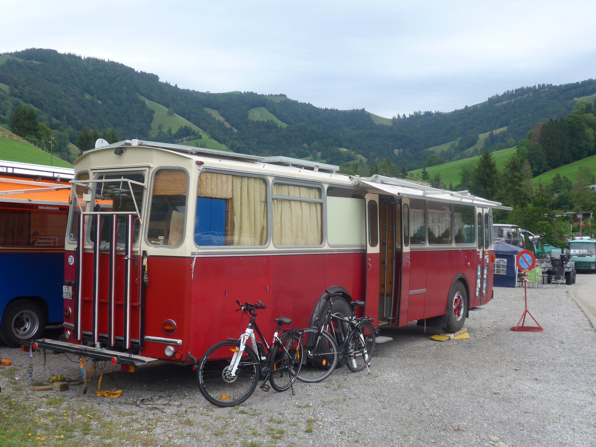 (208'881) - Niederer F., Langwiesen - ZH 572'304 - Saurer/T�scher (ex Sol�r+Fontana, Ilanz) am 17. August 2019 in Atzm�nnig, Schutt
