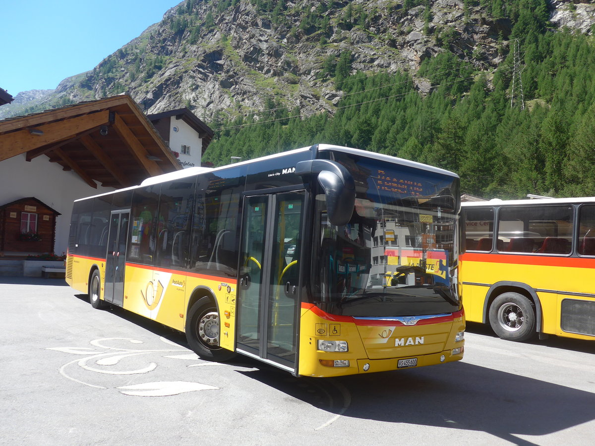 (208'999) - PostAuto Wallis - VS 455'600 - MAN am 18. August 2019 in Saas-Almagell, Dorfplatz
