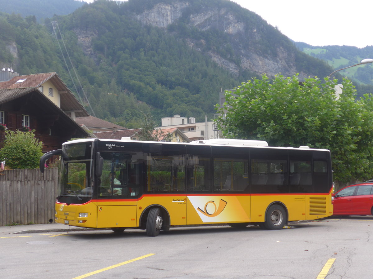 (209'183) - PostAuto Bern - BE 407'862 - MAN/G�ppel (ex AVG Meiringen Nr. 62) am 1. September 2019 in Meiringen, Postautostation
