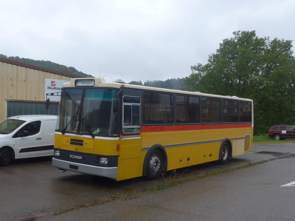 (209'389) - Schneller, M�genwil - Scania/Lauber (ex Dubuis, Savi�se) am 8. September 2019 beim Bahnhof M�genwil