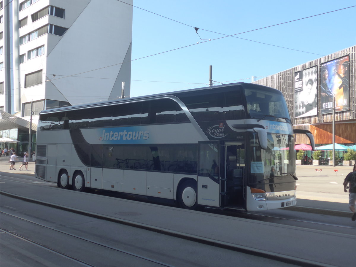 (209'652) - Intertours, Domdidier - FR 300'654 - Setra am 15. September 2019 beim Bahnhof Bern Br�nnen Westside