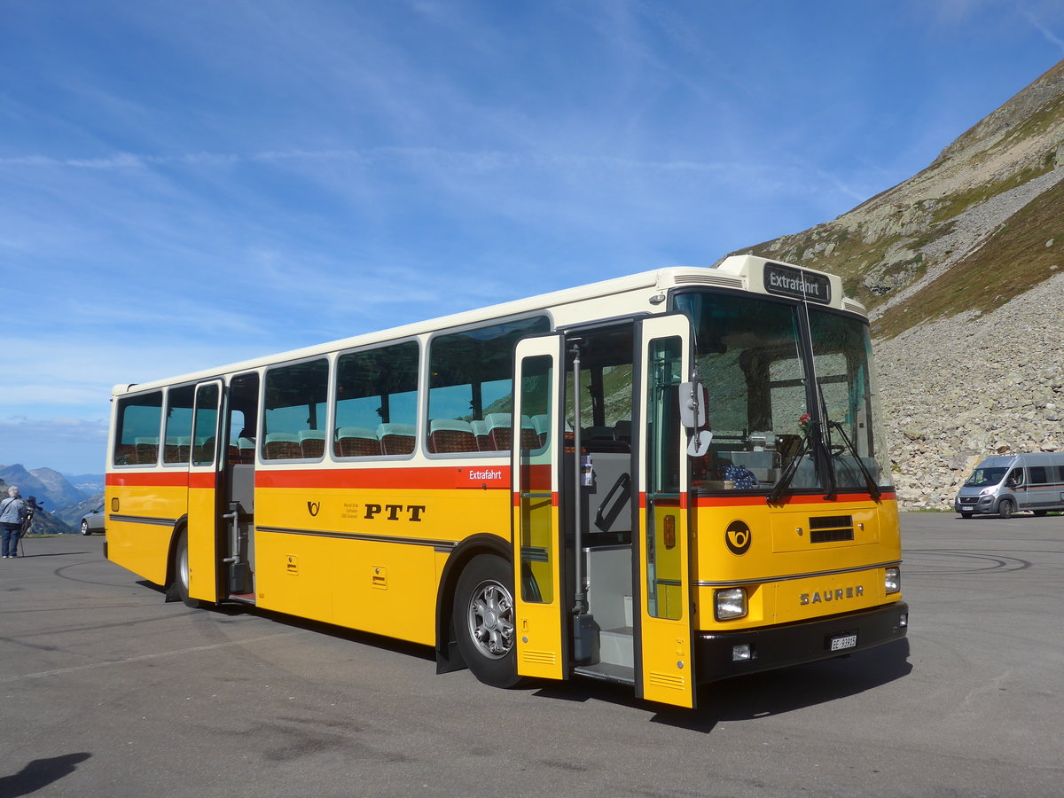 (209'756) - Kolb, Grasswil - Nr. 3/BE 93'915 - Saurer/R&J (ex Schmocker, Stechelberg Nr. 3; ex Schmocker, Stechelberg Nr. 1; ex Gertsch, Stechelberg Nr. 1) am 22. September 2019 in Susten, Passh�he