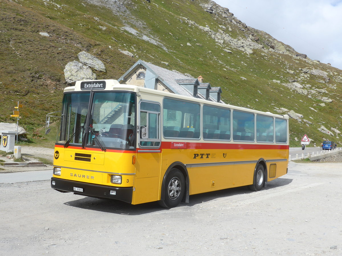 (209'777) - Kolb, Grasswil - Nr. 3/BE 93'915 - Saurer/R&J (ex Schmocker, Stechelberg Nr. 3; ex Schmocker, Stechelberg Nr. 1; ex Gertsch, Stechelberg Nr. 1) am 22. September 2019 in Furka, Passh�he