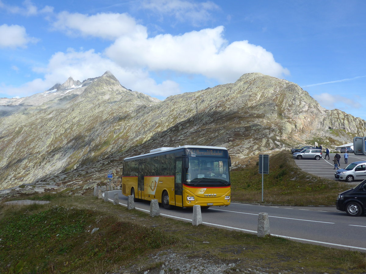 (209'840) - Fl�ck, Brienz - Nr. 9/BE 156'358 - Iveco am 28. September 2019 auf dem Grimselpass