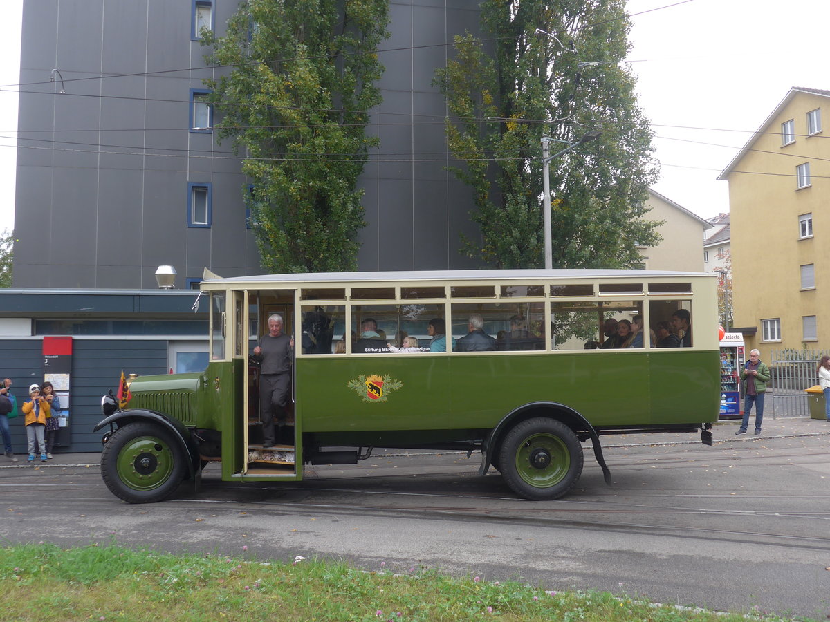 (210'424) - SVB Bern (Bernmobil historique) - Nr. 5/BE 29'005 - Saurer am 20. Oktober 2019 in Bern, Weissenb�hl