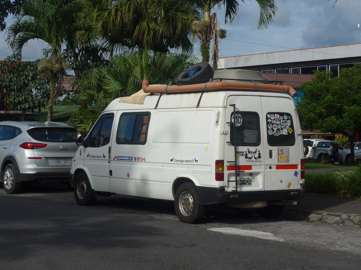 (211'683) - Aus Argentinien: ??? - BHF 524 - Ford am 19. November 2019 in La Fortuna, Kirche