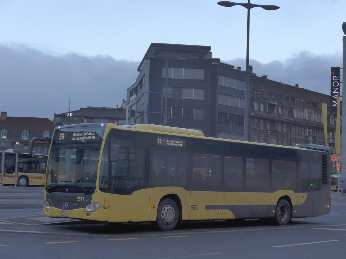 (212'863) - STI Thun - Nr. 501/BE 408'501 - Mercedes am 14. Dezember 2019 beim Bahnhof Thun
