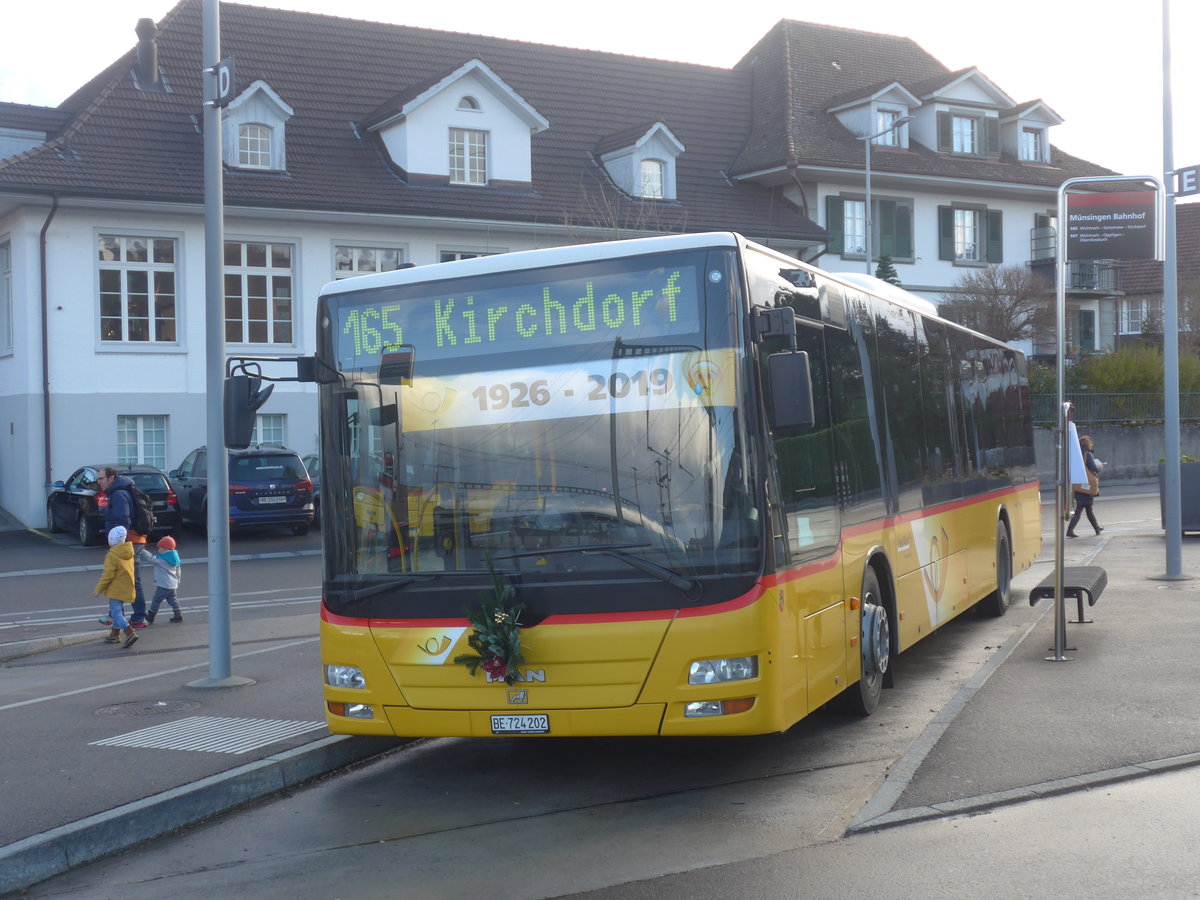(212'921) - PostAuto Bern - Nr. 202/BE 724'202 - MAN (ex RBS Worblaufen Nr. 202) am 14. Dezember 2019 beim Bahnhof M�nsingen