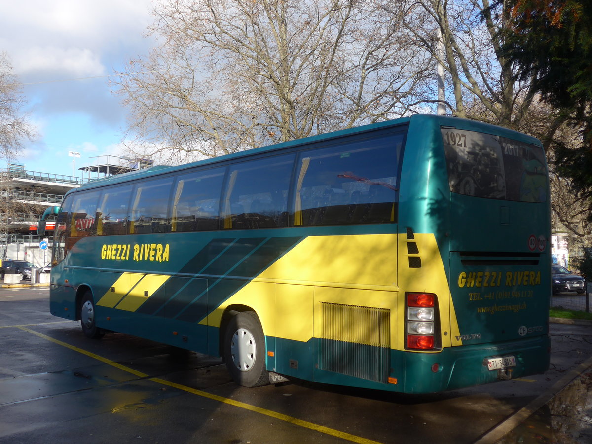 (212'960) - Ghezzi, Rivera - Nr. 12/TI 34'616 - Volvo am 14. Dezember 2019 in Z�rich, Sihlquai