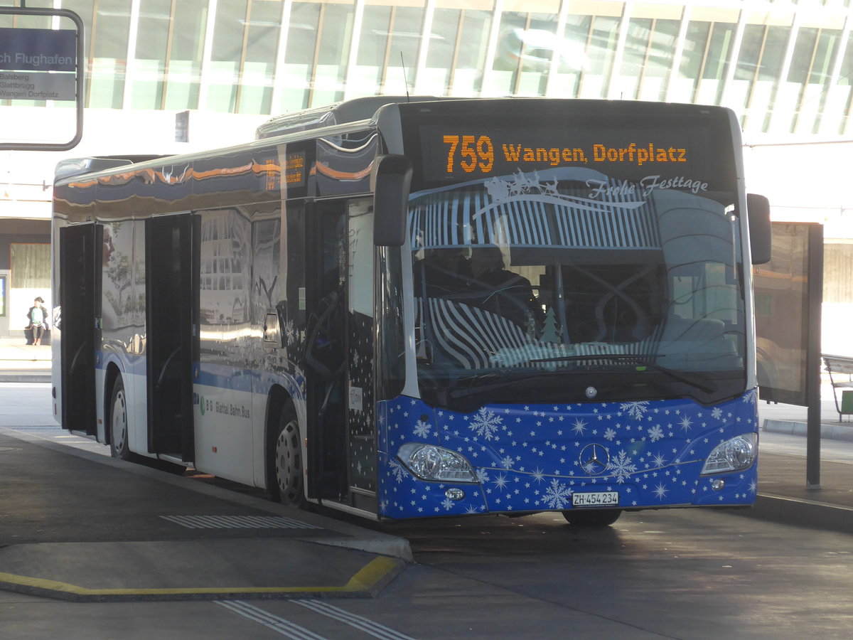 (212'962) - Welti-Furrer, Bassersdorf - Nr. 66/ZH 454'234 - Mercedes am 14. Dezember 2019 in Z�rich, Flughafen