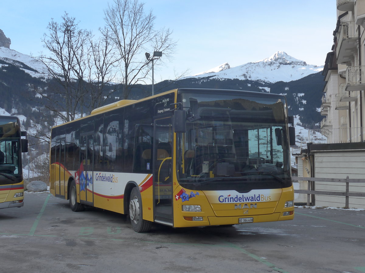 (213'151) - Grindelwaldbus, Grindelwald - Nr. 24/BE 364'408 - MAN/G�ppel am 26. Dezember 2019 beim Bahnhof Grindelwald