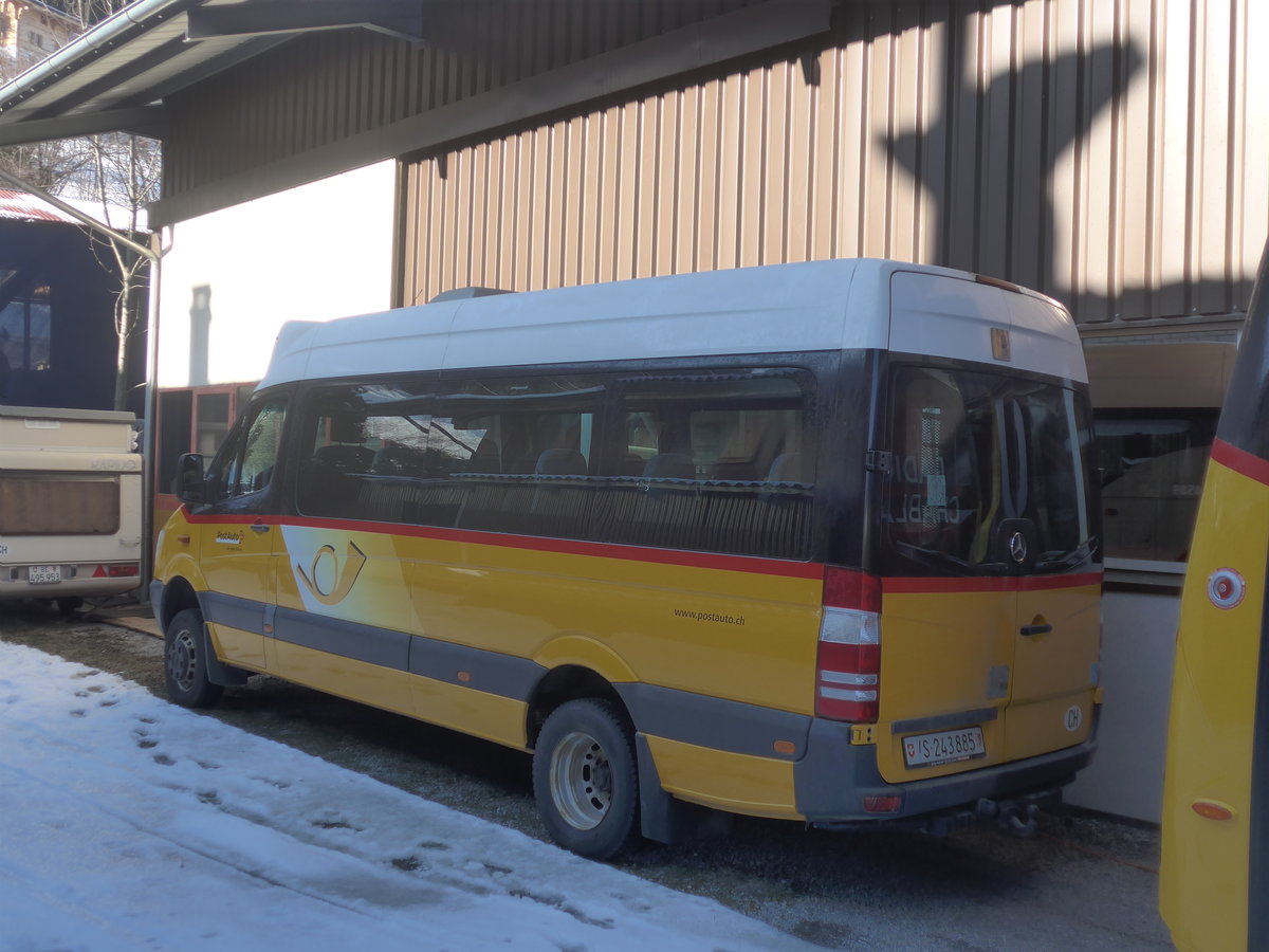 (213'291) - PostAuto Wallis - VS 243'885 - Mercedes am 2. Januar 2020 in Gstaad, Garage K�bli (Einsatz K�bli)