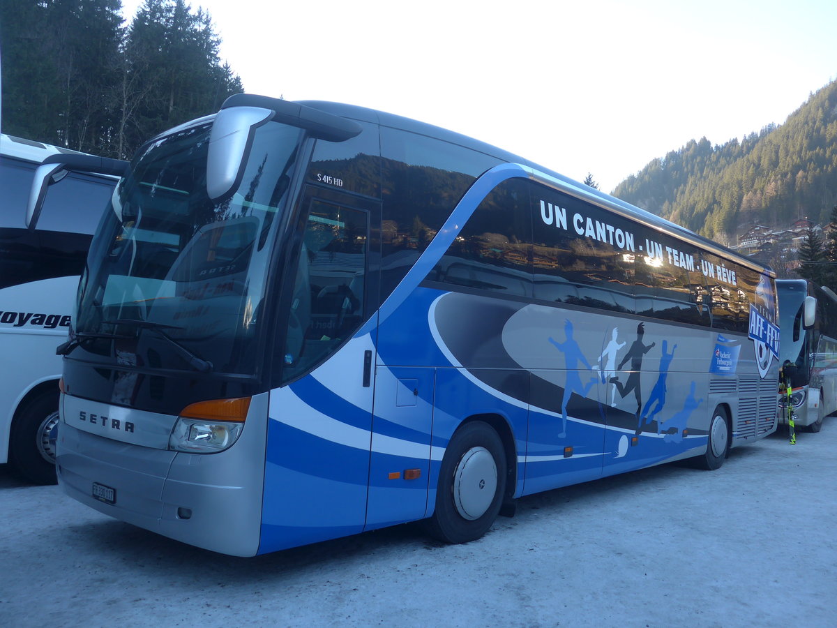 (213'731) - �liane, Botterens - FR 330'117 - Setra am 11. Januar 2020 in Adelboden, ASB