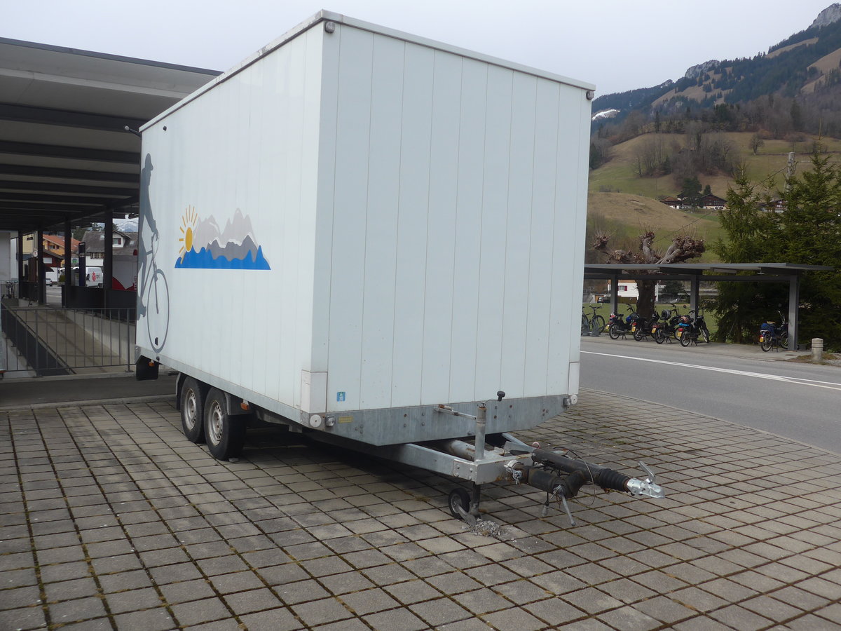 (214'392) - Spring, Schwenden - BE 196'874 - AL-KO Gep�ckanh�nger am 17. Februar 2020 beim Bahnhof Oey-Diemtigen