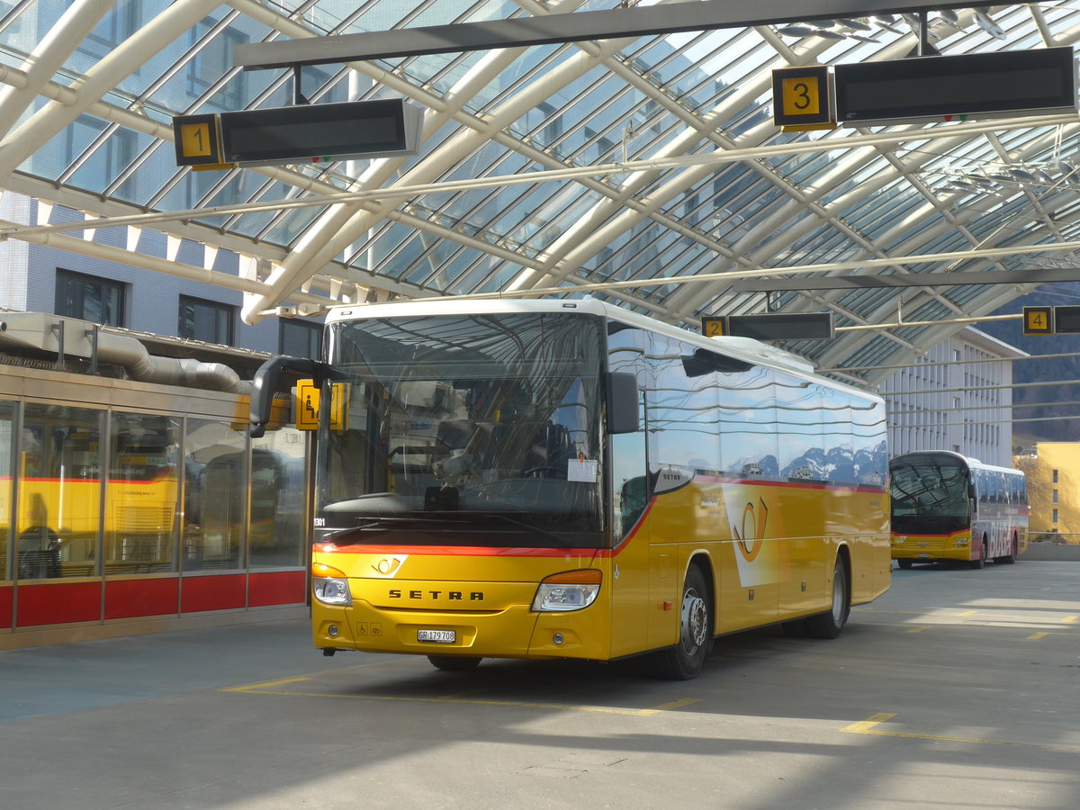 (214'930) - PostAuto Graub�nden - GR 179'708 - Setra am 1. M�rz 2020 in Chur, Postautostation