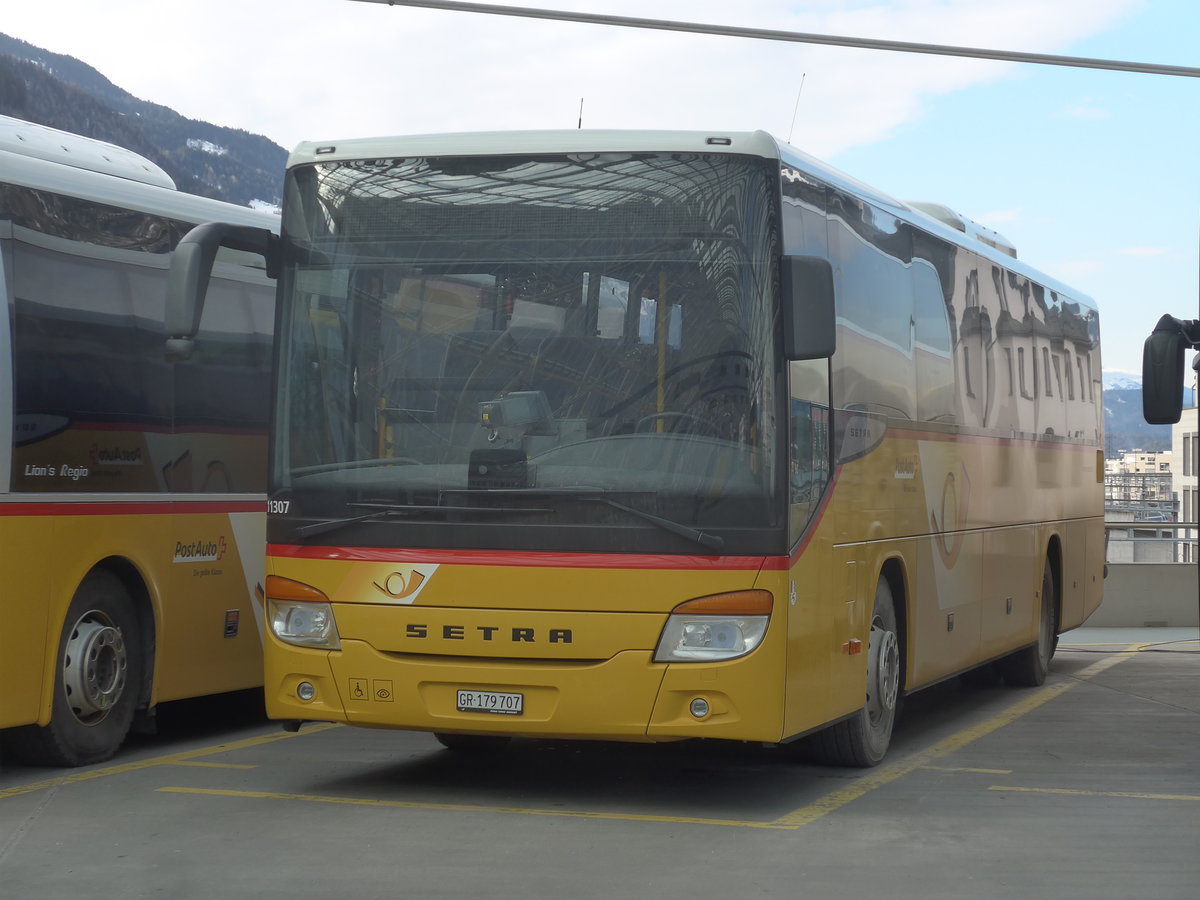 (214'941) - PostAuto Graub�nden - GR 179'707 - Setra am 1. M�rz 2020 in Chur, Postautostation