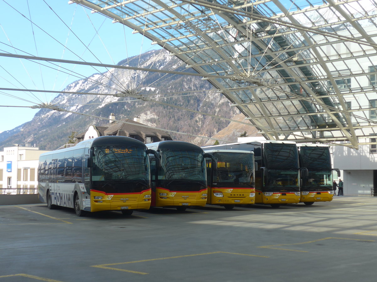 (214'949) - PostAuto Graub�nden - GR 162'988 - MAN am 1. M�rz 2020 in Chur, Postautostation