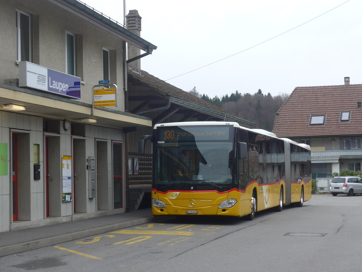 (215'040) - PostAuto Bern - Nr. 631/BE 734'631 - Mercedes am 2. M�rz 2020 beim Bahnhof Laupen