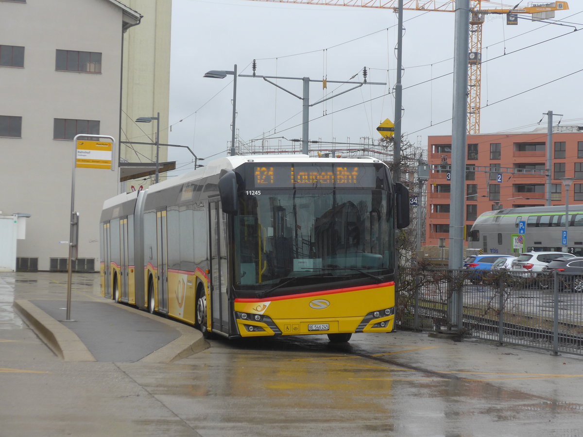 (215'058) - PostAuto Bern - BE 546'245 - Solaris am 2. M�rz 2020 beim Bahnhof D�dingen