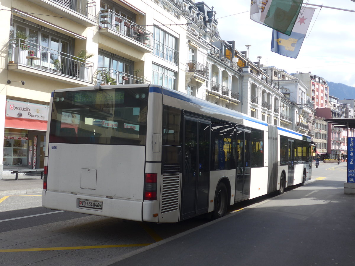 (215'154) - VMCV Clarens - Nr. 906/VD 454'846 - MAN (ex transN, La Chaux-de-Fonds Nr. 243; ex TN Neuch�tel Nr. 243) am 14. M�rz 2020 in Montreux, Escaliers de la Gare
