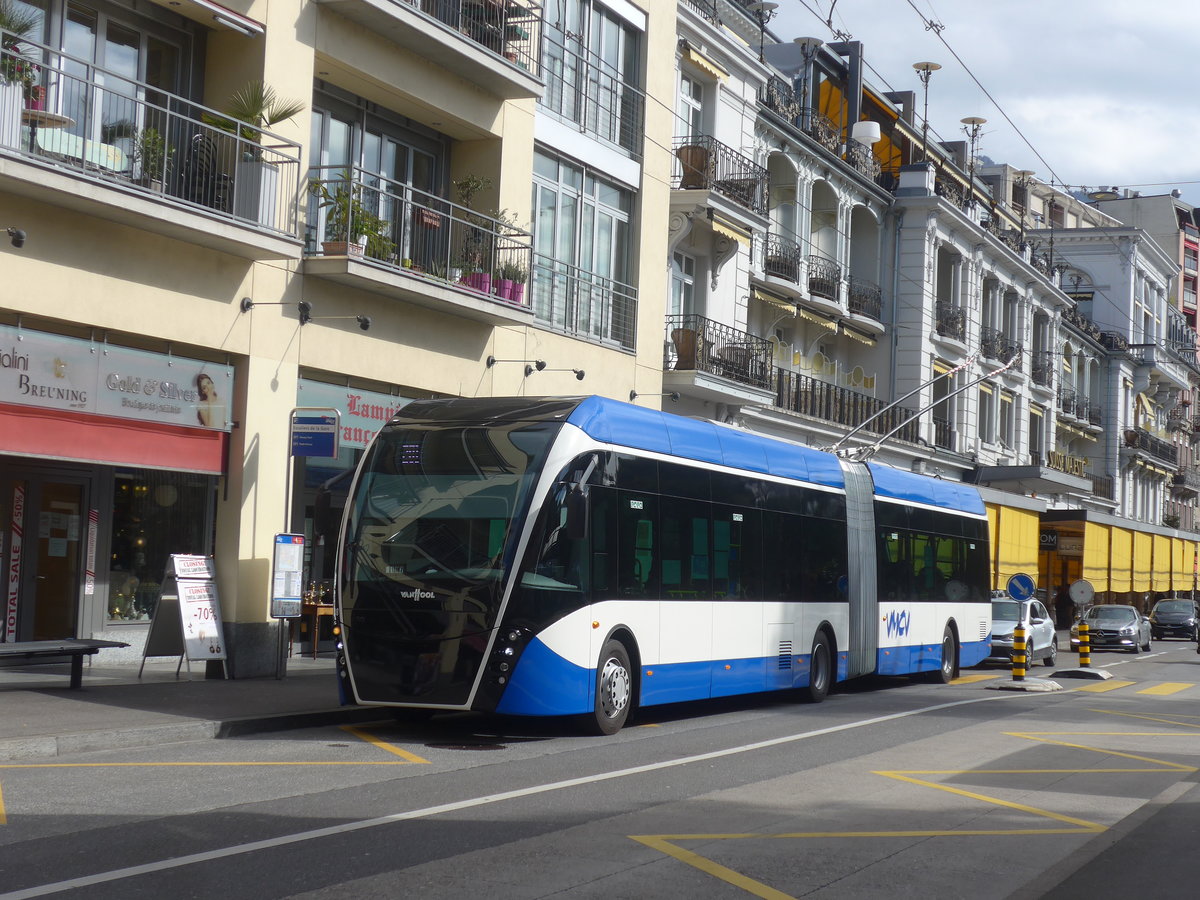 (215'162) - VMCV Clarens - Nr. 808 - Van Hool Gelenktrolleybus am 14. M�rz 2020 in Montreux, Escaliers de la Gare