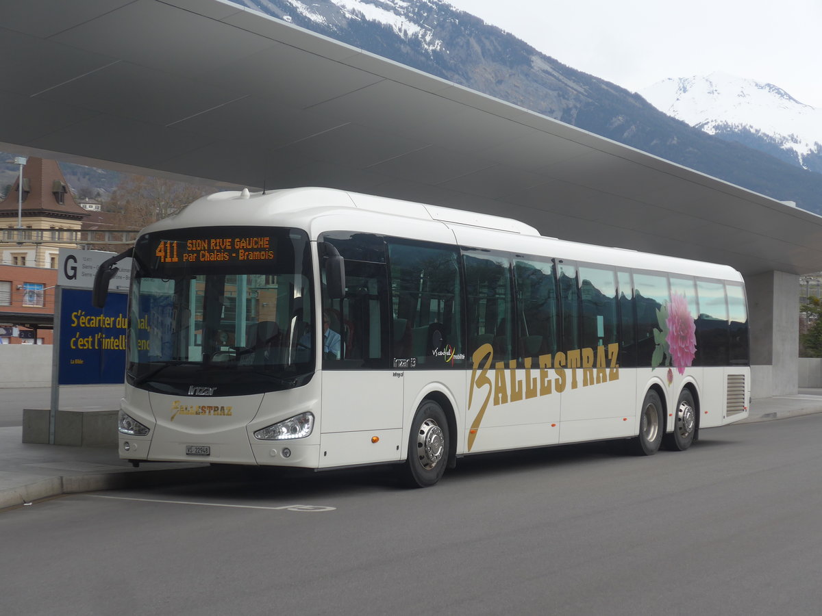 (215'338) - Ballestraz, Gr�ne - VS 22'948 - Irizar am 20. M�rz 2020 in Sierre, Busbahnhof