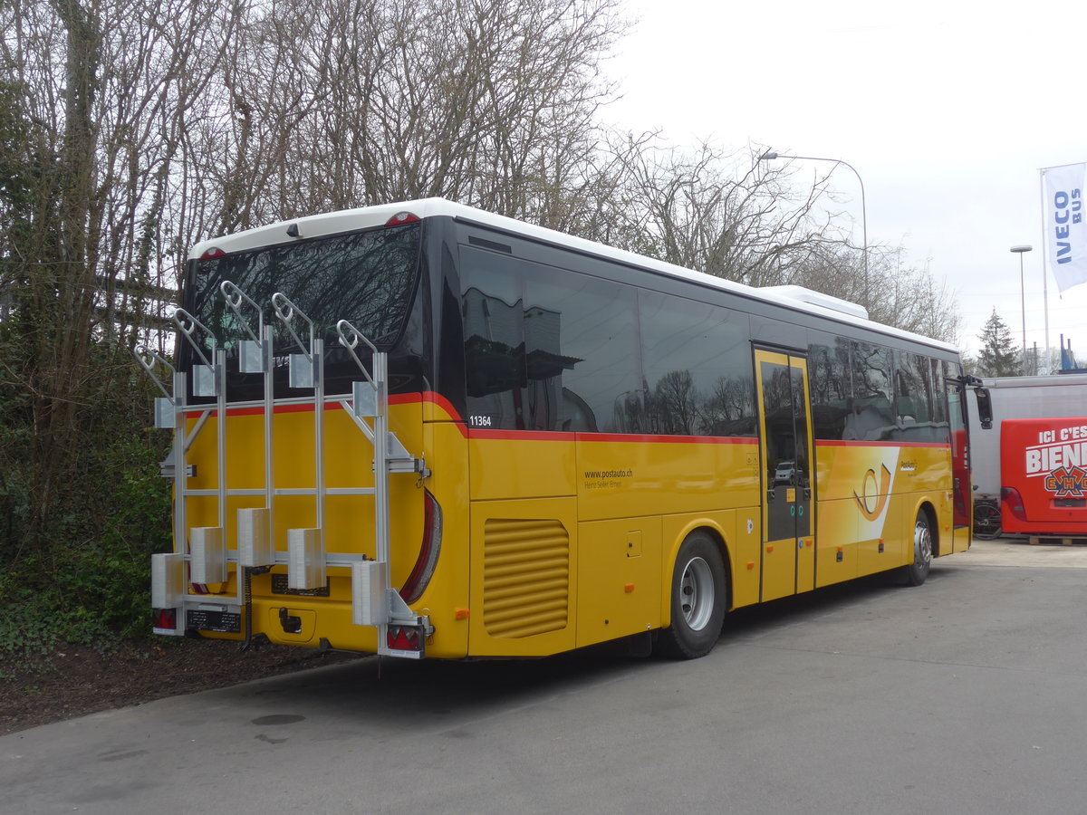 (215'418) - Seiler, Ernen - PID 11'364 - Iveco am 22. M�rz 2020 in Kerzers, Interbus