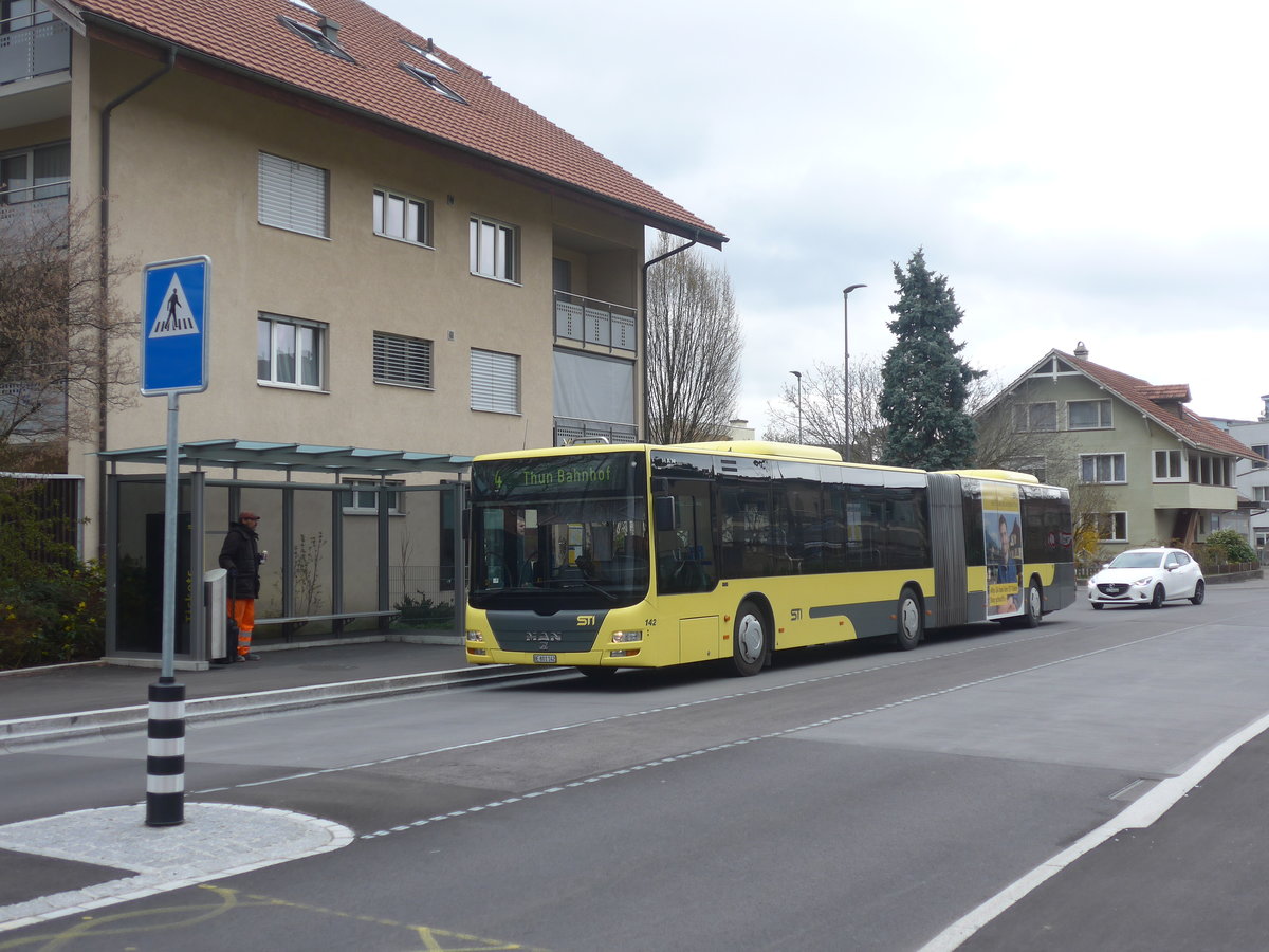 (215'674) - STI Thun - Nr. 142/BE 801'142 - MAN am 30. M�rz 2020 in Thun-Lerchenfeld, Waldeck