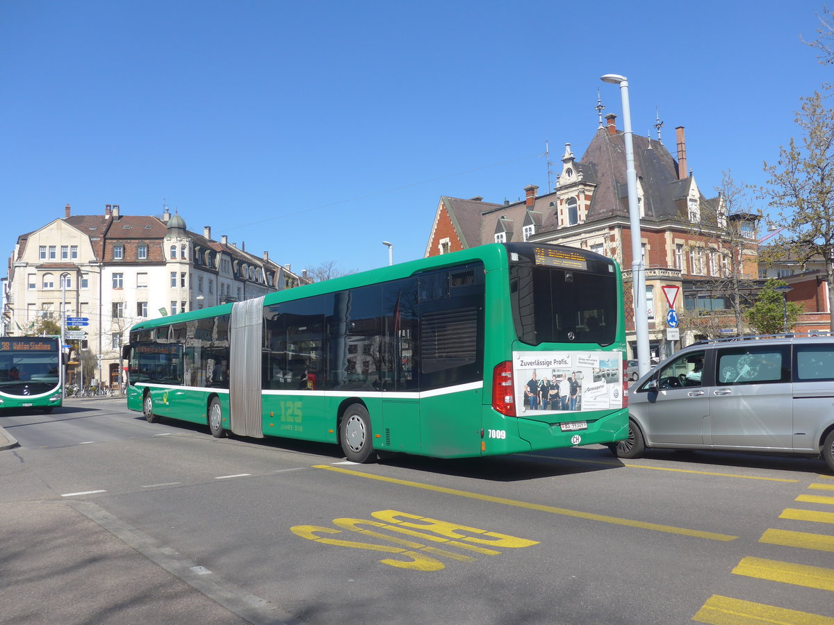 (215'741) - BVB Basel - Nr. 7009/BS 99'309 - Mercedes am 31. M�rz 2020 in Basel, Wettsteinplatz