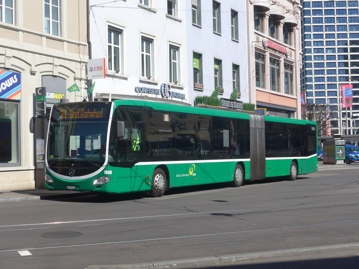(215'752) - BVB Basel - Nr. 7030/BS 99'330 - Mercedes am 31. M�rz 2020 beim Bahnhof Basel