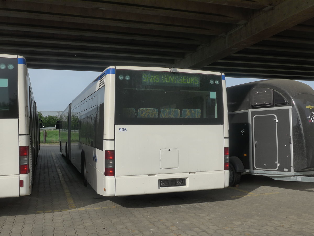 (216'269) - VMCV Clarens - Nr. 906 - MAN (ex transN, La Chaux-de-Fonds Nr. 243; ex TN Neuch�tel Nr. 243) am 19. April 2020 in Kerzers, Murtenstrasse