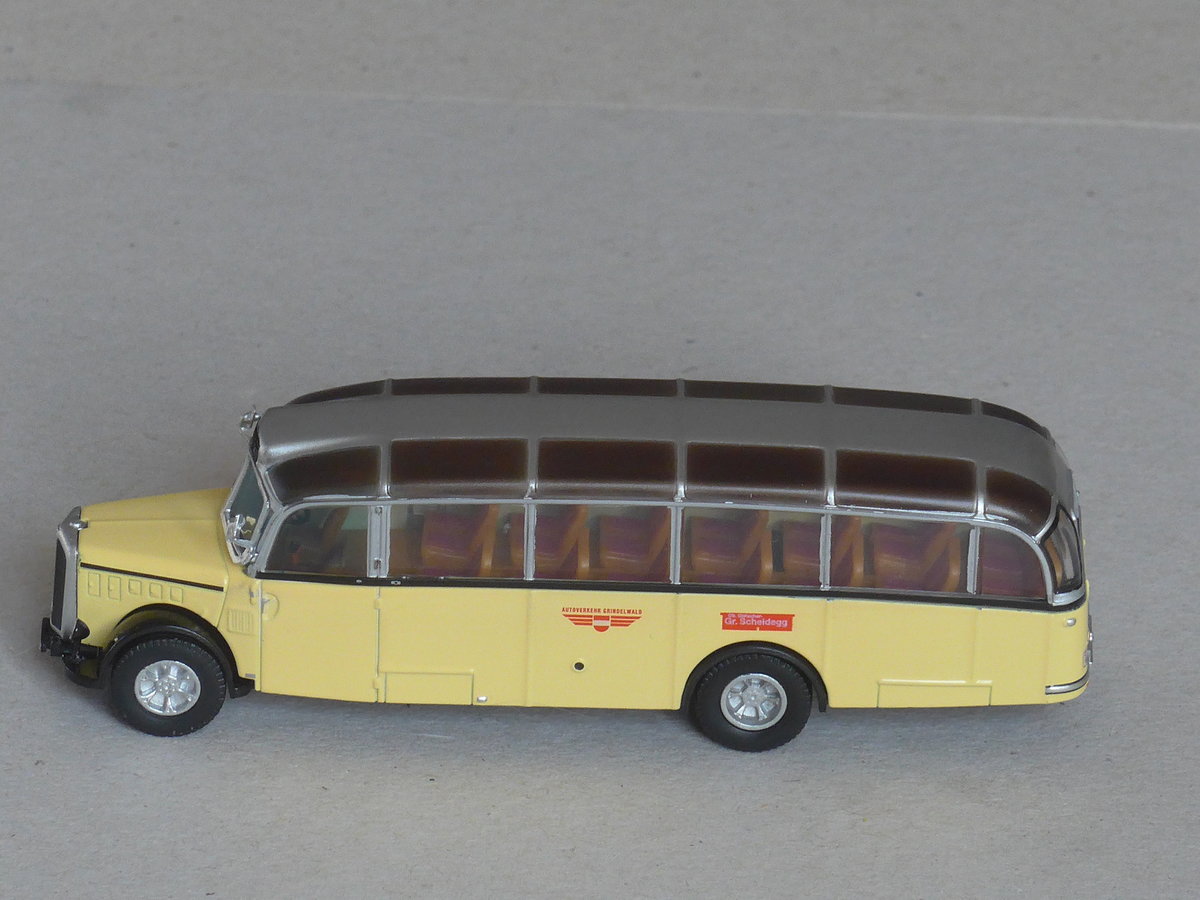 (216'398) - AVG Grindelwald - BE 82'916 - Saurer/Gangloff (ex P 23'128; ex P 2195) am 23. April 2020 in Thun (Modell)