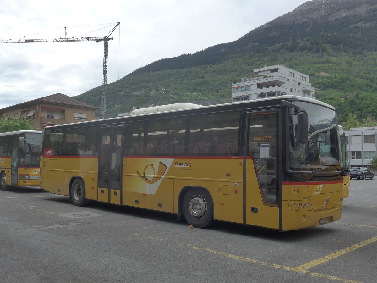 (216'568) - PostAuto Wallis - VS 498'945 - Volvo (ex PostAuto Graub�nden GR 180'030; ex Reptrans,, Salouf; ex PostAuto Graub�nden GR 102'313) am 28. April 2020 in Brig, Garage