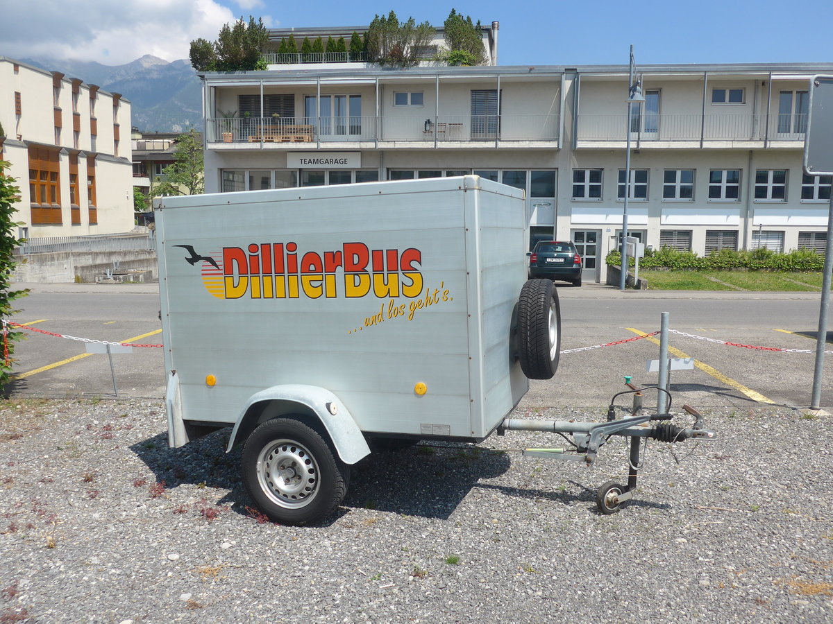 (217'052) - Dillier, Sarnen - OW 10'921 - BPW Gep�ckanh�nger am 17. Mai 2020 in Sarnen, Postgarage
