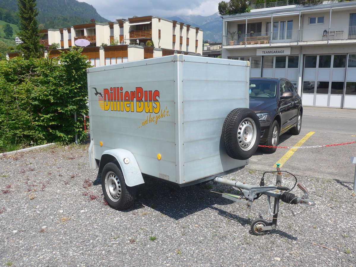 (217'053) - Dillier, Sarnen - OW 10'921 - BPW Gep�ckanh�nger am 17. Mai 2020 in Sarnen, Postgarage