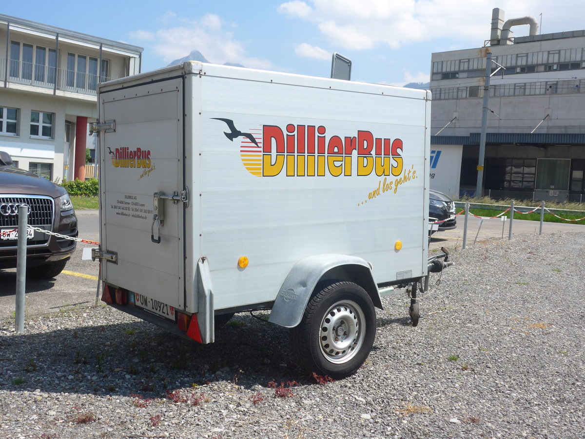 (217'054) - Dillier, Sarnen - OW 10'921 - BPW Gep�ckanh�nger am 17. Mai 2020 in Sarnen, Postgarage