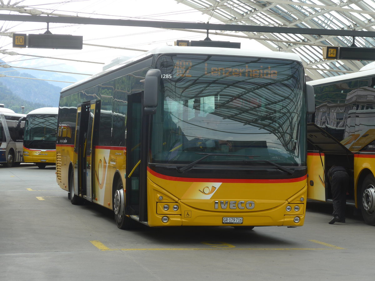 (217'248) - PostAuto Graub�nden - GR 179'716 - Iveco am 23. Mai 2020 in Chur, Postautostation