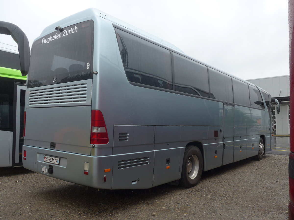 (217'266) - Flughafen, Z�rich - Nr. 9/ZH 383'017 - Mercedes am 23. Mai 2020 in Winterthur, EvoBus