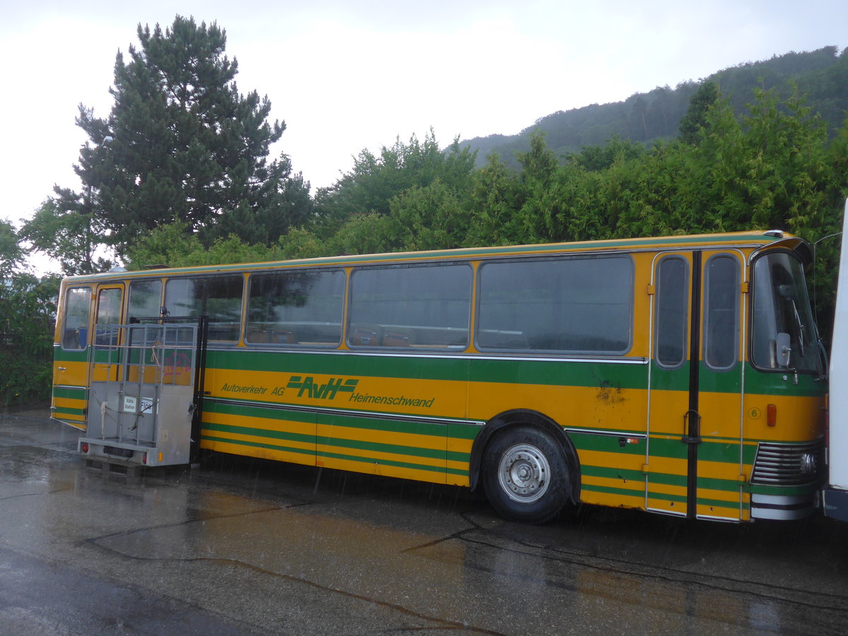 (217'887) - Outlawz, Bern (R�trobus) - Nr. 6 - Neoplan (ex Privat in Linden; ex AvH Heimenschwand Nr. 6) am 13. Juni 2020 in Moudon, R�trobus
